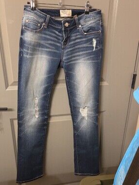 BKE Women’s Straight-Leg Distressed Blue Jeans Stella 27